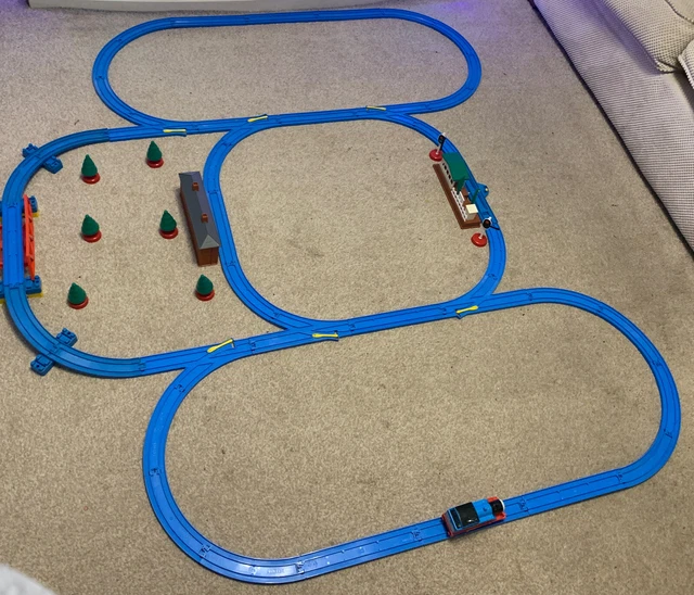 tomy track master