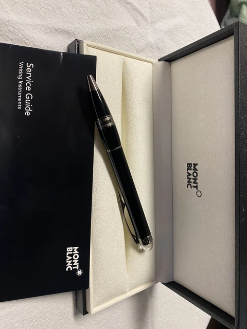 Montblanc M105657 Starwalker Ballpoint Pen - Midnight Black