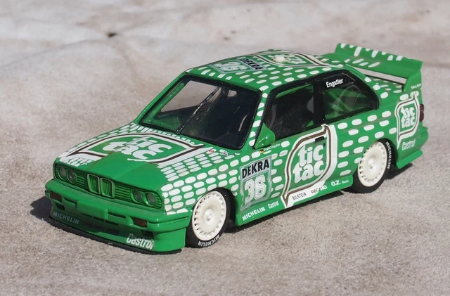 Spark 1:43 BMW M3 (E30) Jägermeister #19 DTM 1992 A. Hahne SG604 modèle voiture SG604 9580006756046