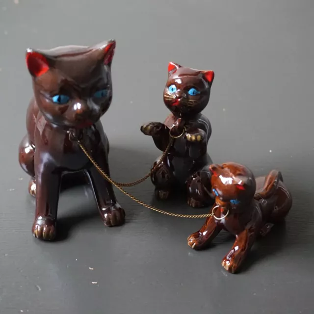 Cats Redware Figurine Set of 3 Chain Brown Gold Red Blue Japan? Vintage READ