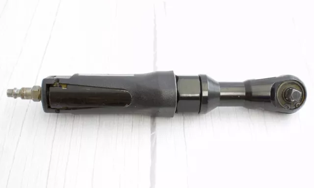 3/8 Inch Drive Air Ratchet Pneumatic Wrench Unknown Brand USED
