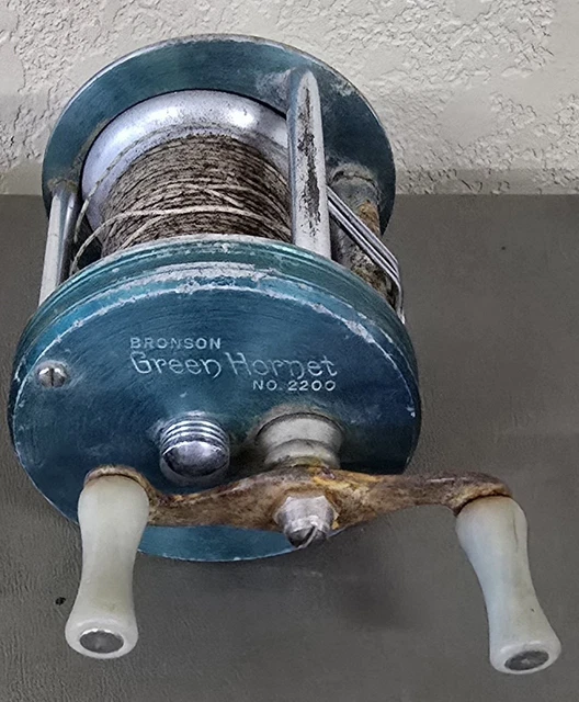 VINTAGE BRONSON GREEN Hornet 2200 Bait Casting Fishing Reel TESTED