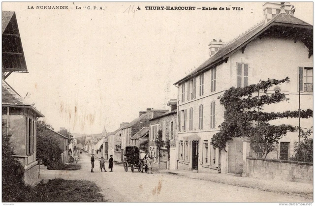 S845 - cpa 14 Thury Harcourt - entrée de la ville
