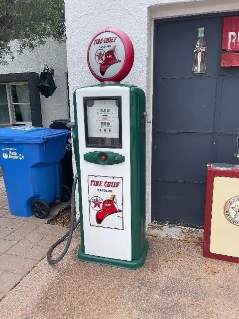Texaco Fire Chief Gas Pump Neptune Meter