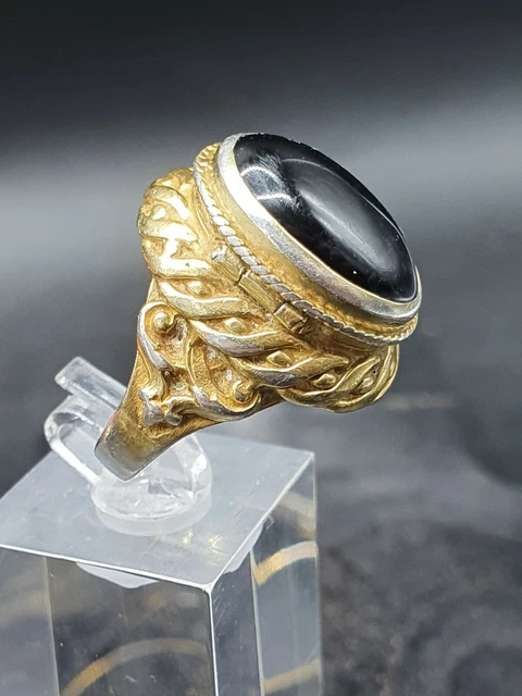 Bague poison ancienne hotsell