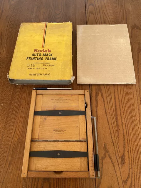 Vintage Kodak Auto Mask Printing Frame for Negatives 4 x 5  3¼ x 5½ And Smaller