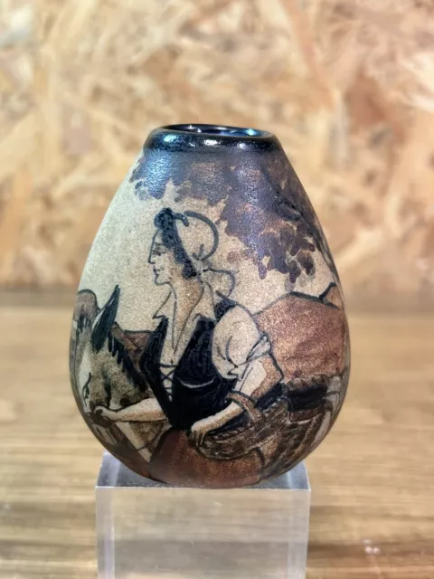 grès ancien de ciboure, vase signé r. berné ciboure r f,  basque art populaire