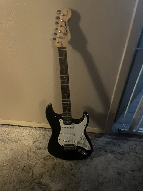 fender starcaster guitar