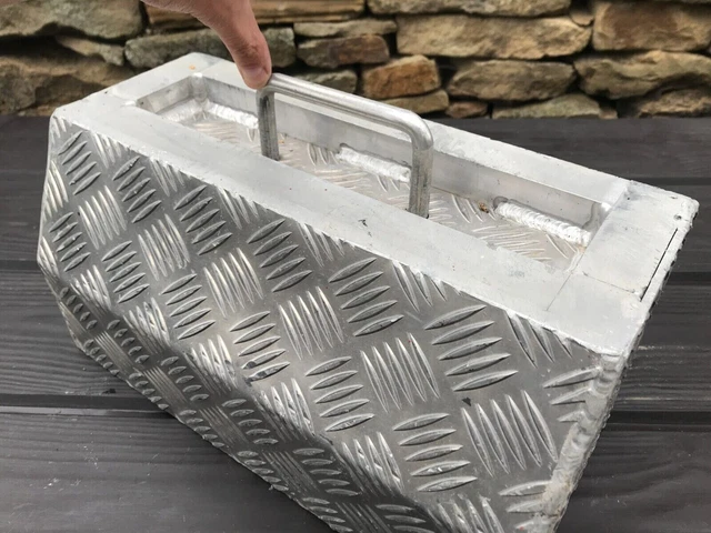 ALUMINIUM HEAVY DUTY Wheel Chock (Tracked Vehicle) Warthog CVR(T) Sabre