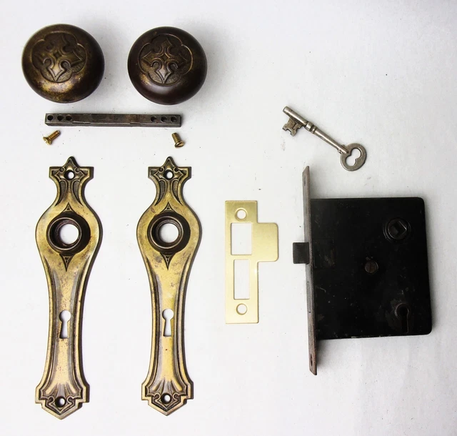 Antique Door Set Victorian / Eastlake Backplate Knob Mortise Lock Key Reclaimed