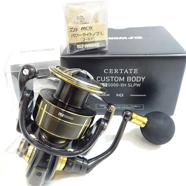 リール 19CERTATE CUSTOM BODY DAIWA 19 Certate Custom Body LT3000-XH Spinning Reel Used JP