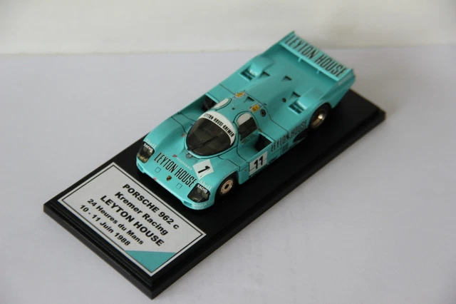 Miniature Porsche 956 1984 1/64 Spark 24h Le Mans #9 1:64 - Voiture