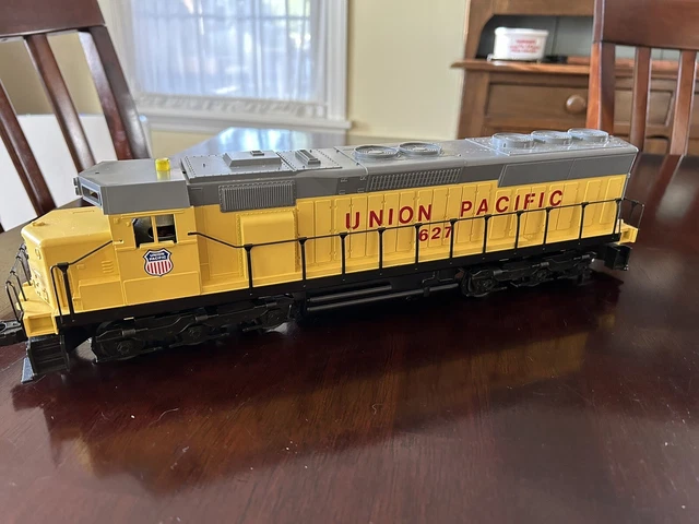 Williams Union Pacific SD-45 Diesel Locomotive, Engine #627, Item #4204 O Gauge