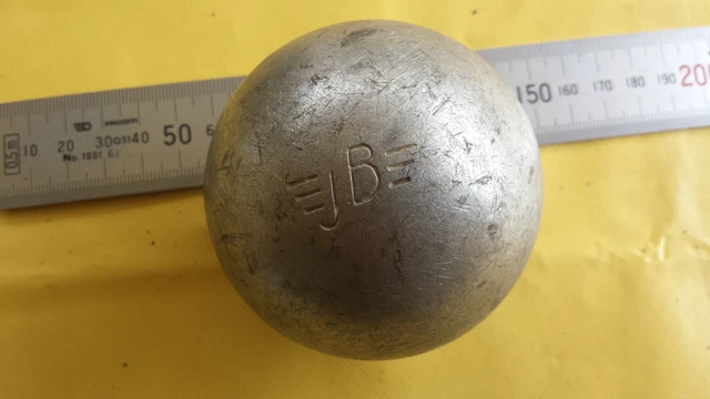 ancienne boules de pétanque obus ATC avec sacoche