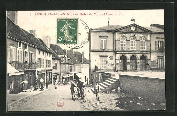L'hôtel de ville de Cambrai (59)CAUE du Nord