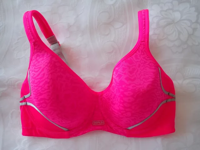 BERLEI, Sports Bra in Size 36D, Colour in Hot Pink