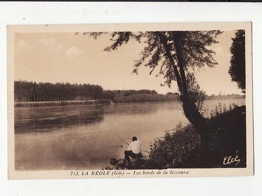 33-84 cpa La Reole - bords de la garonne