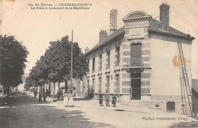 Cpa 58 Chateau Chinon La Poste Et Boulevard De La Republique