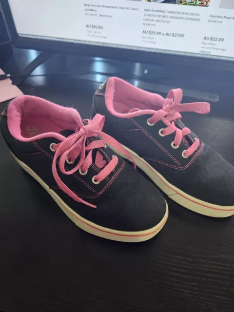 heelys roller shoes kids size US 5