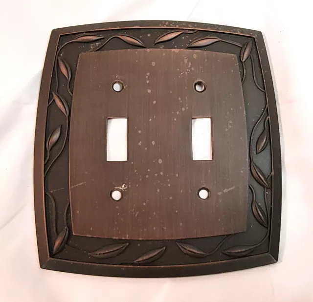 Allen + Roth 2-Gang Dark Oil-Rubbed Bronze Double Toggle Wall Plate Used