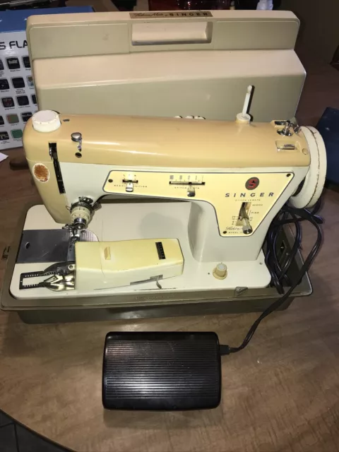 Vintage Fashion Mate Singer Sewing Machine Model 237 Carrying Case Heavy  Duty