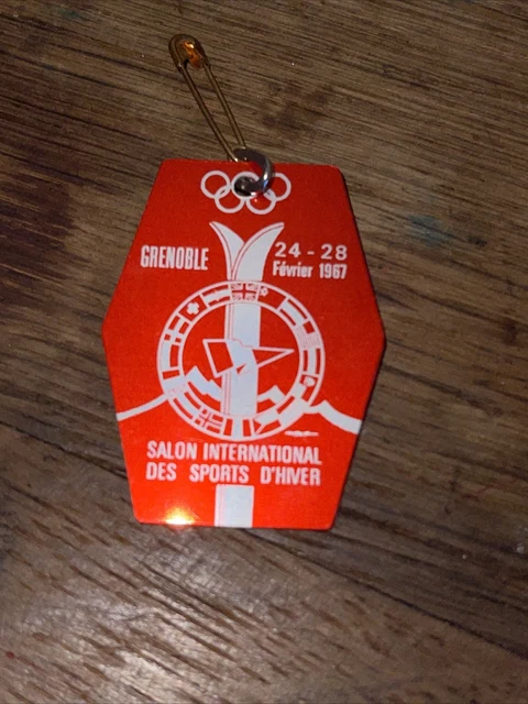 Insigne Officiel Des Jeux Olympiques De Grenoble 1968 - Équipe Russe (URSS) - Vintage Années 60, Non Modifié