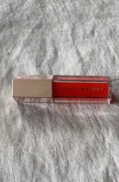 maquillage / gloss fenty beauty / rouge à lèvres 