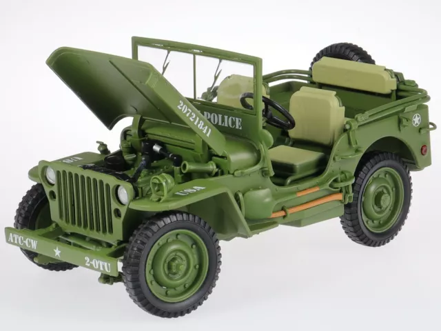 Jeep Willys 1944 US militaire army vert véhicule miniature AD77404 T9 1:18