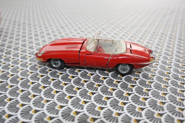 Location Jaguar Type E Cabriolet – Un coupé luxueux – Luxury Club