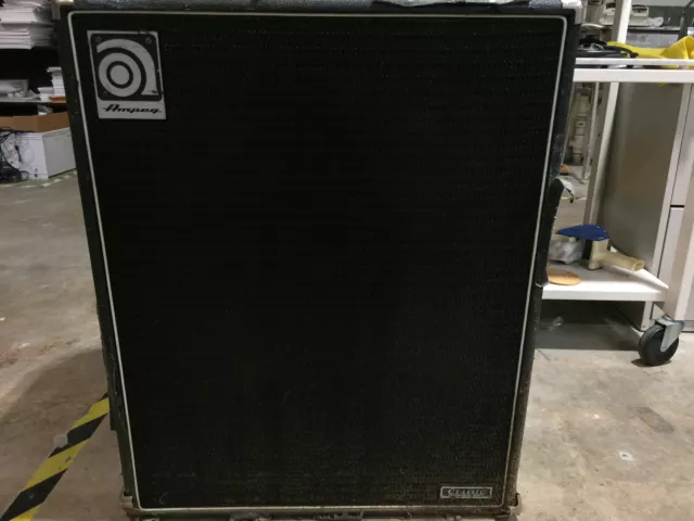 Ampeg SVT410HLF 4x10 Bass Amplifier Cabinet FOR PARTS OR REPAIR READ DESC