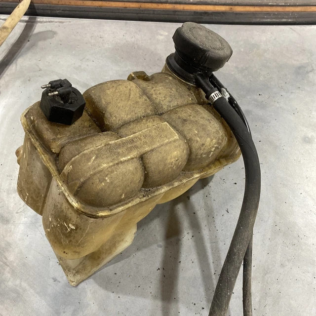 OEM BMW E30 Coolant Overflow Expansion Tank 8891 325is INCLUDES SENSOR