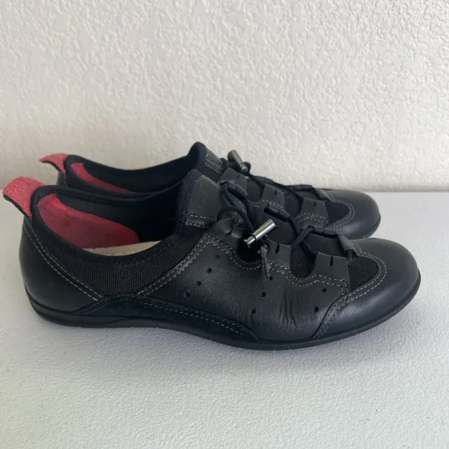 ECCO Bluma Women's Black Leather Toggle Walking Shoes Comfort 38 7/7.5