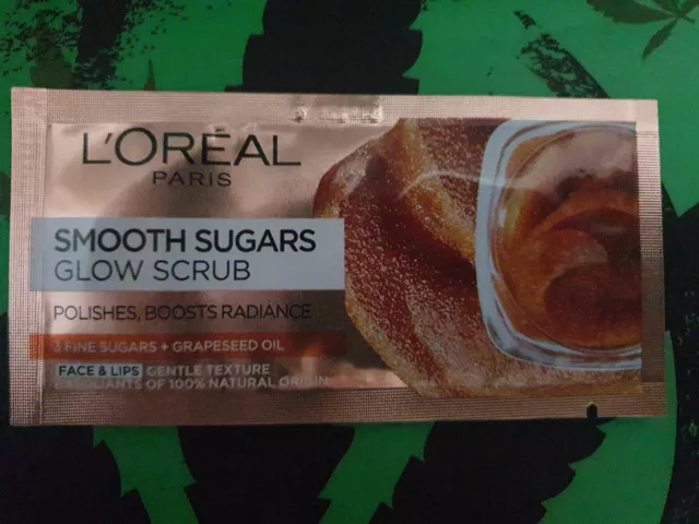 L'oréal Paris Smooth Sugars Glow Scrub Face & Lips  4ml sample sachet