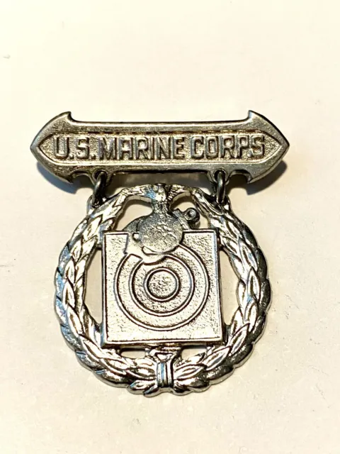 WW2 Korean War Era USMC Marine Corps Shooting Badge Marksmanship Pin