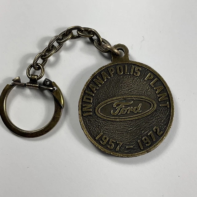 Vintage 1972 FORD Indianapolis, Indiana Plant 15 Year Keychain 1896 Quadricycle