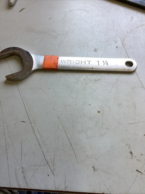 Llave de extremo abierto de servicio de ángulo de 30 grados Wright Tool 1-1/4" 1440 hecha en EE. UU.