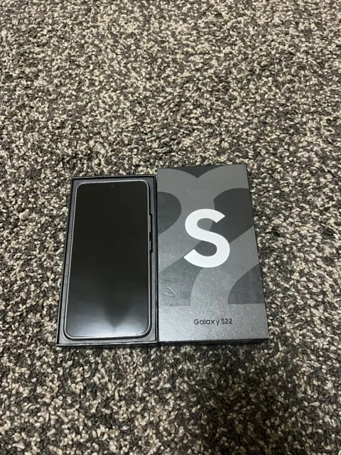 Samsung Galaxy S22 SM-S901B/DS – 128 GB – phantomweiß (entsperrt)