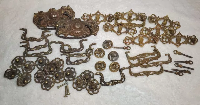 Vintage And Retro Dresser Drawer Pulls And Knobs BIG LOT