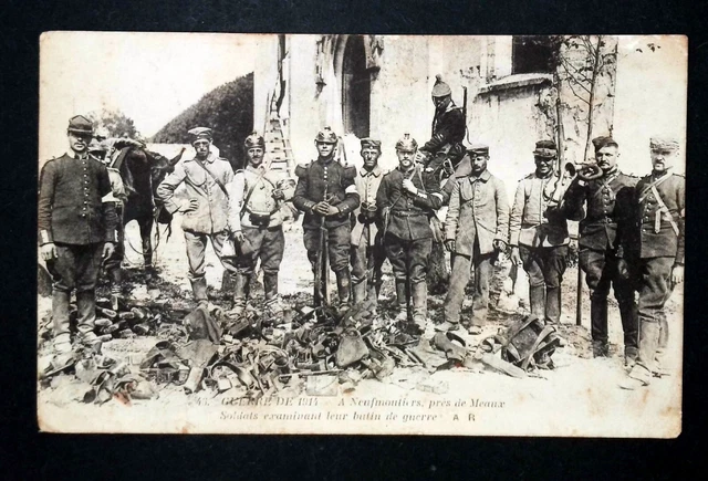 Guerre 14-18 Ww1 Soldats Et Butin De Guerre     Cpa 1041