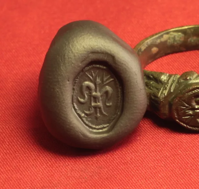 Big Medieval Bronze Knight's Matrix Seal Ring - 14. Century - Lily Sign! 3