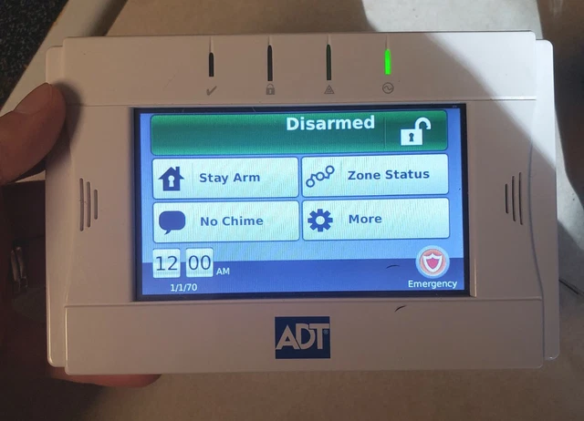 ADT WTK5504-433: 4.3 Inch, Wireless Touchscreen Arming Station (READ ...