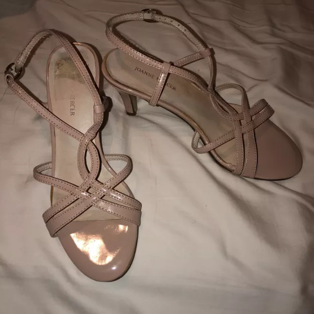 Joanne best sale mercer wedges