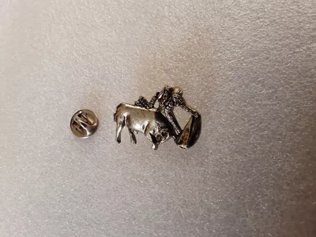 PIN'S PINS torero corrida tauromachie metal relief 3d H