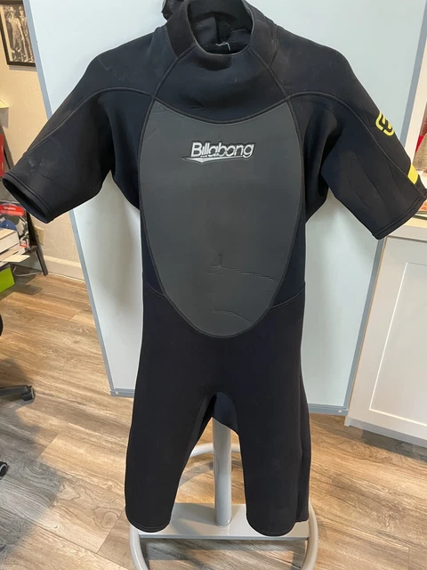 Mens XL Billabong Wet Suit Shorty Foil Flat lock 202