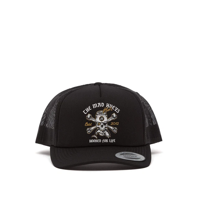 Mad Hueys Still Hooked For Life Trucker Hat Mens in Black