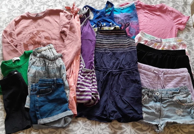 Pacchetto di vestiti per ragazze età 7-8 e 8-9 inc abiti pantaloncini gonna tuta ecc.