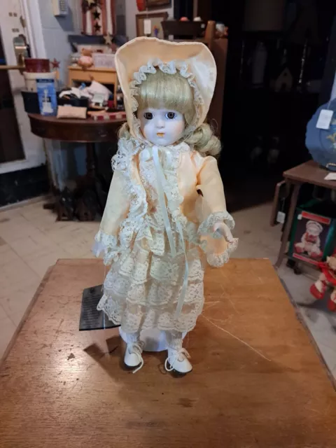 The Heritage Mint Ltd. Collection Doll "Rebecca" America's Porcelain Doll