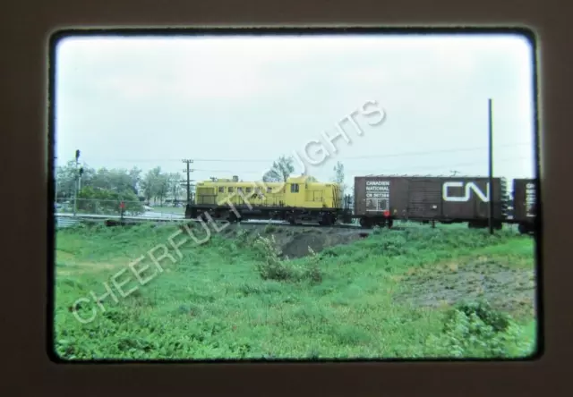 Original '77 Kodachrome Slide RS Roberval Saguenay  22 RS3 action   38X31