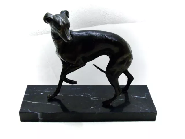Windhund Figur Marmorsockel Greyhound Antik Deko Gusseisen Bronze Look Skulptur