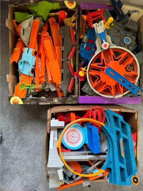 Job Lot of Hot Wheels Track and Assorted Components